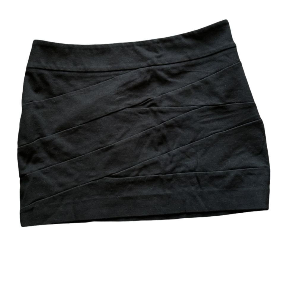 Express women’s black mini skirt size 0